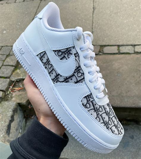 dior x air force 1.